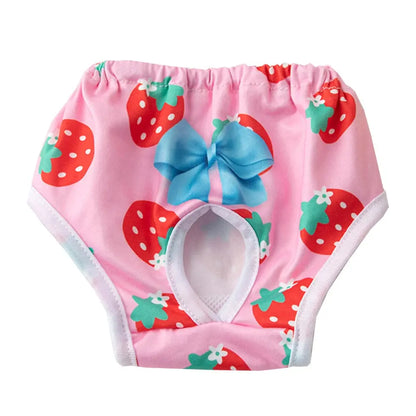 Couche pour Chat avec des Fraises Imprimées et un Nœud Papillon