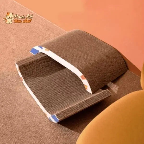 Griffoir ludique, design et spacieux pour chats - Pour toi Mon chat