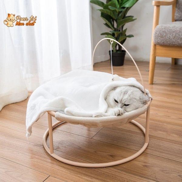 Panier Suspendu avec un Jouet - Hamac4cat™ - Pour toi Mon chat