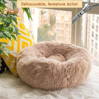 Coussin chat, maison pour chat, niche pour chat, COUSSINOO marron clair, chat roux allongé, texte "Déhoussable, fermeture éclair", logo pour toi mon chat en haut à gauche